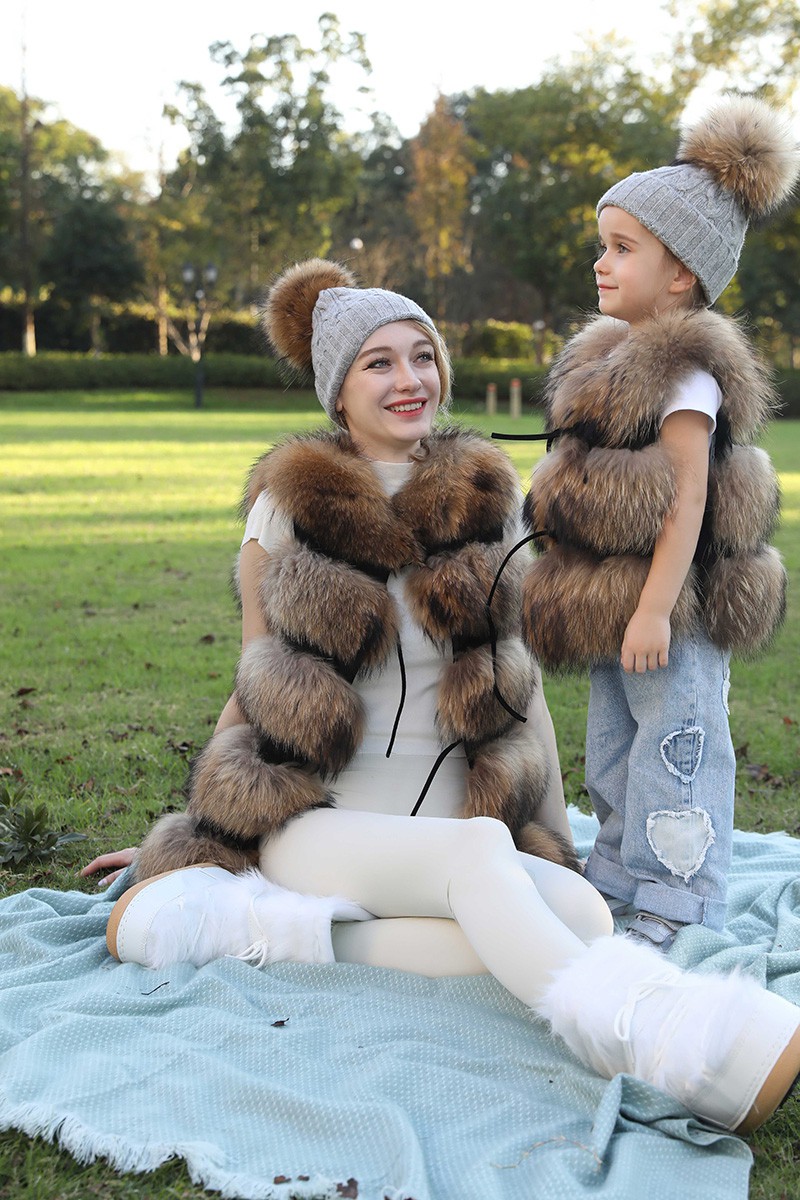 کلاه ترمه با پوم پوم خز